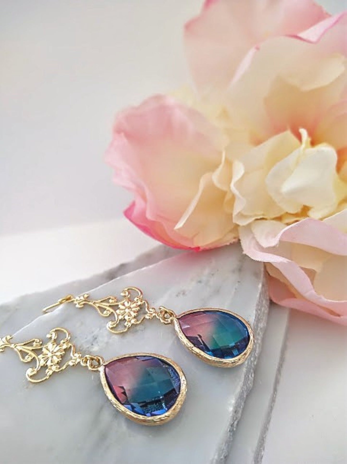 Faceted Purple & Blue Glass Teardrop Dangle Earrings, Minimalist Style, Bridal Drop Earrings, Multi Color, Chandelier, Link