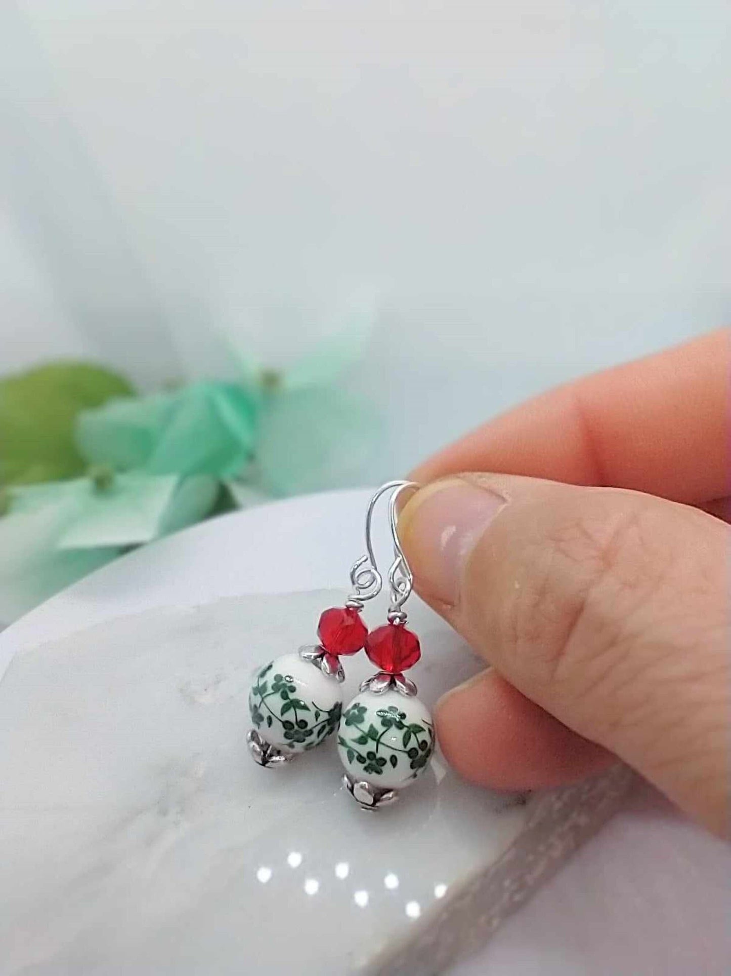 Red and Green Floral Christmas Earrings | Holiday Jewelry Gift for Her | Festive Dangle Earrings | Handmade Christmas Fashion Accessory