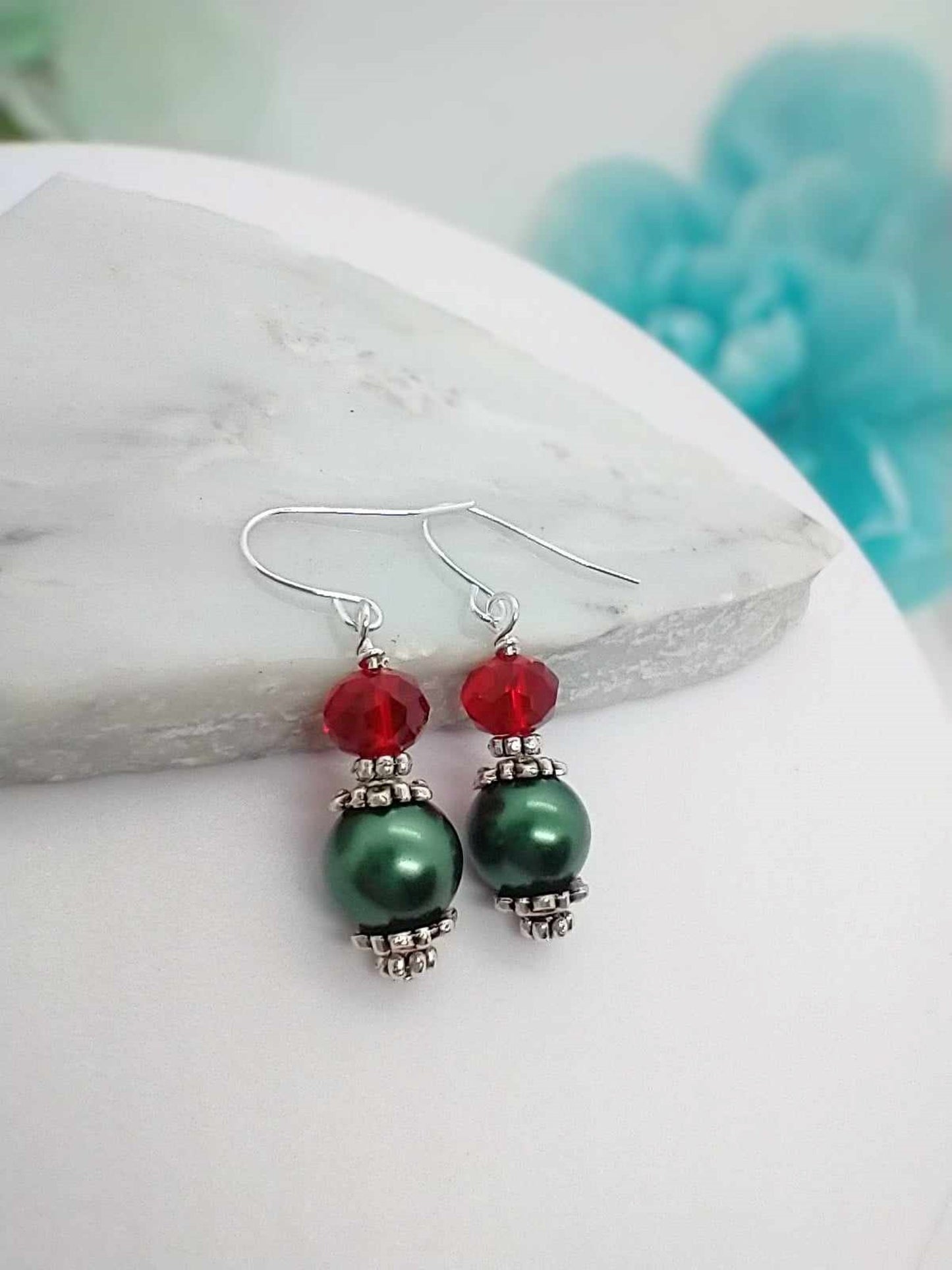 Pearl Christmas Dangle Earrings: Festive Holiday Jewelry