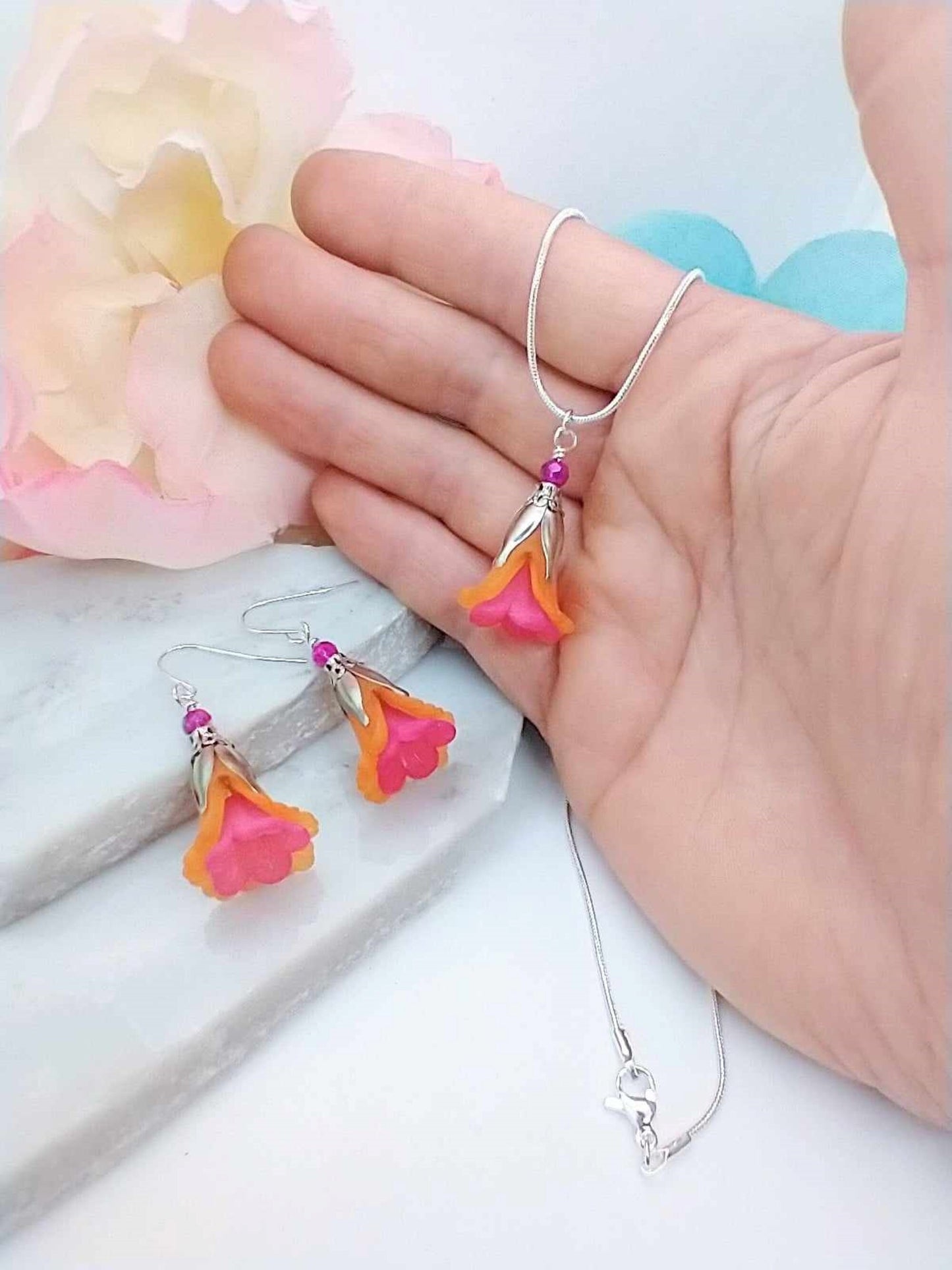 Handmade Pink Orange Flower Jewelry Set: Hypoallergenic Necklace & Earrings
