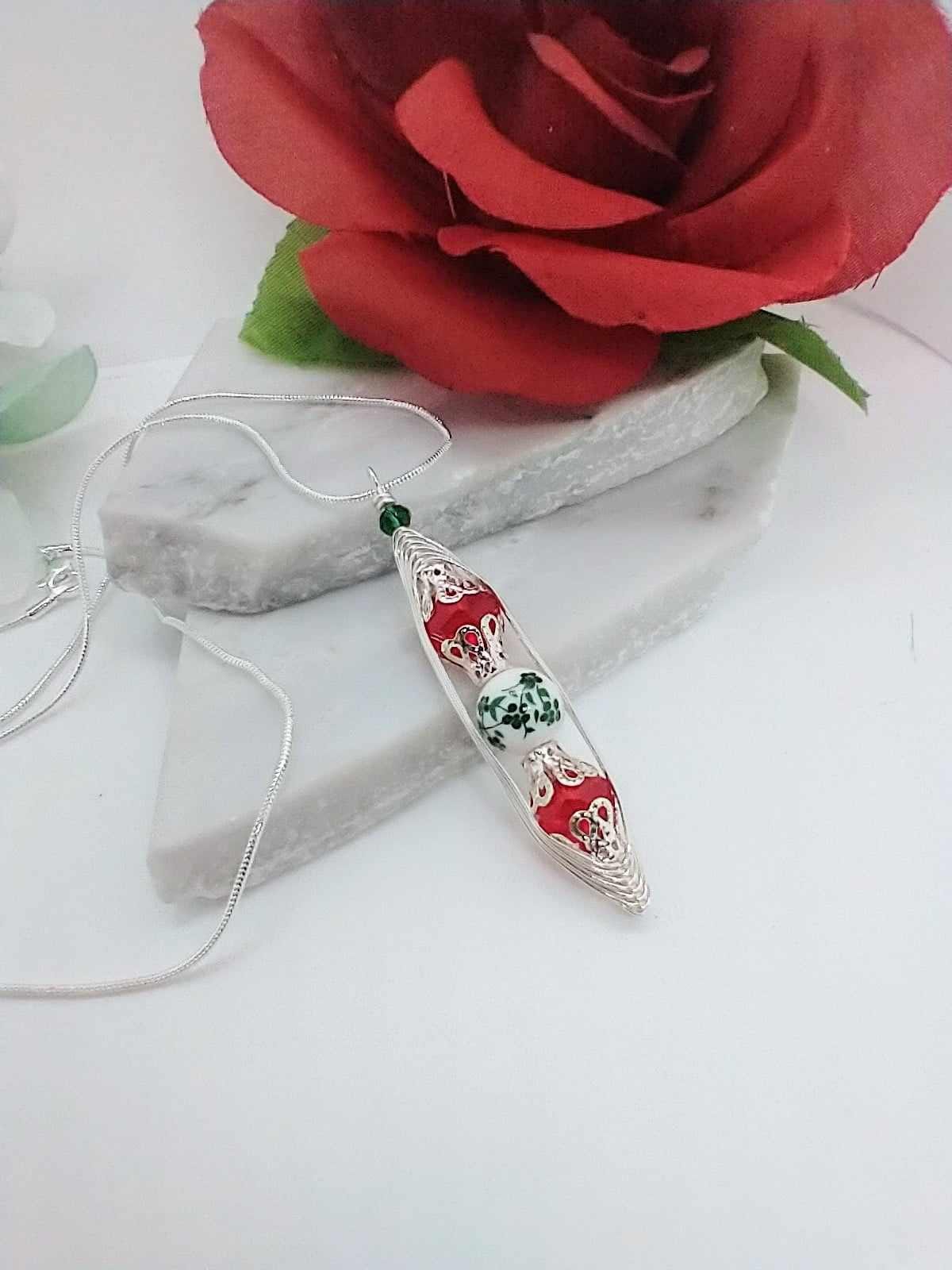 Handmade Christmas Pendant Necklace: Floral Red & Green Crystal Beads