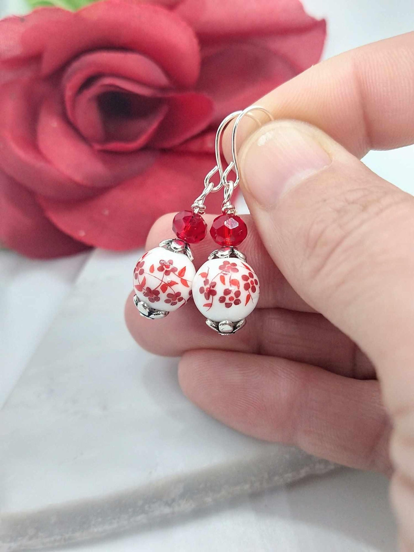 Red Floral Beaded Stretch Bracelet: Silver Plated Flower Jewelry
