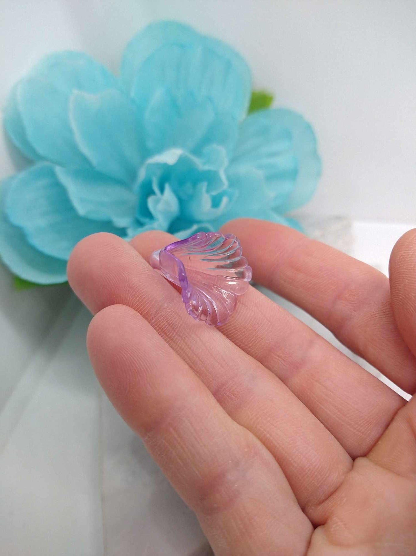 Transparent Purple Acrylic Flower Beads: Jewelry Making Supplies (20mm, 10 Piece)