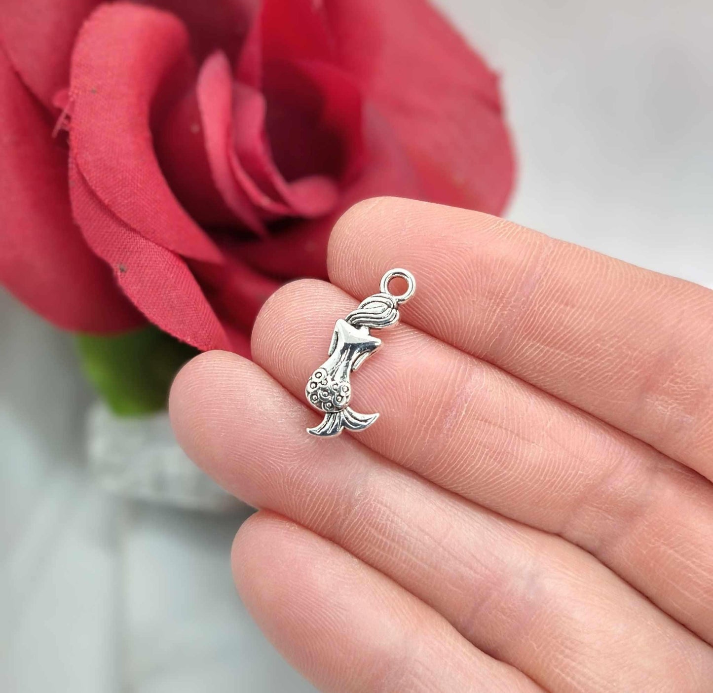 Silver Mermaid Charms: Zinc Alloy Pendants (10 Piece)