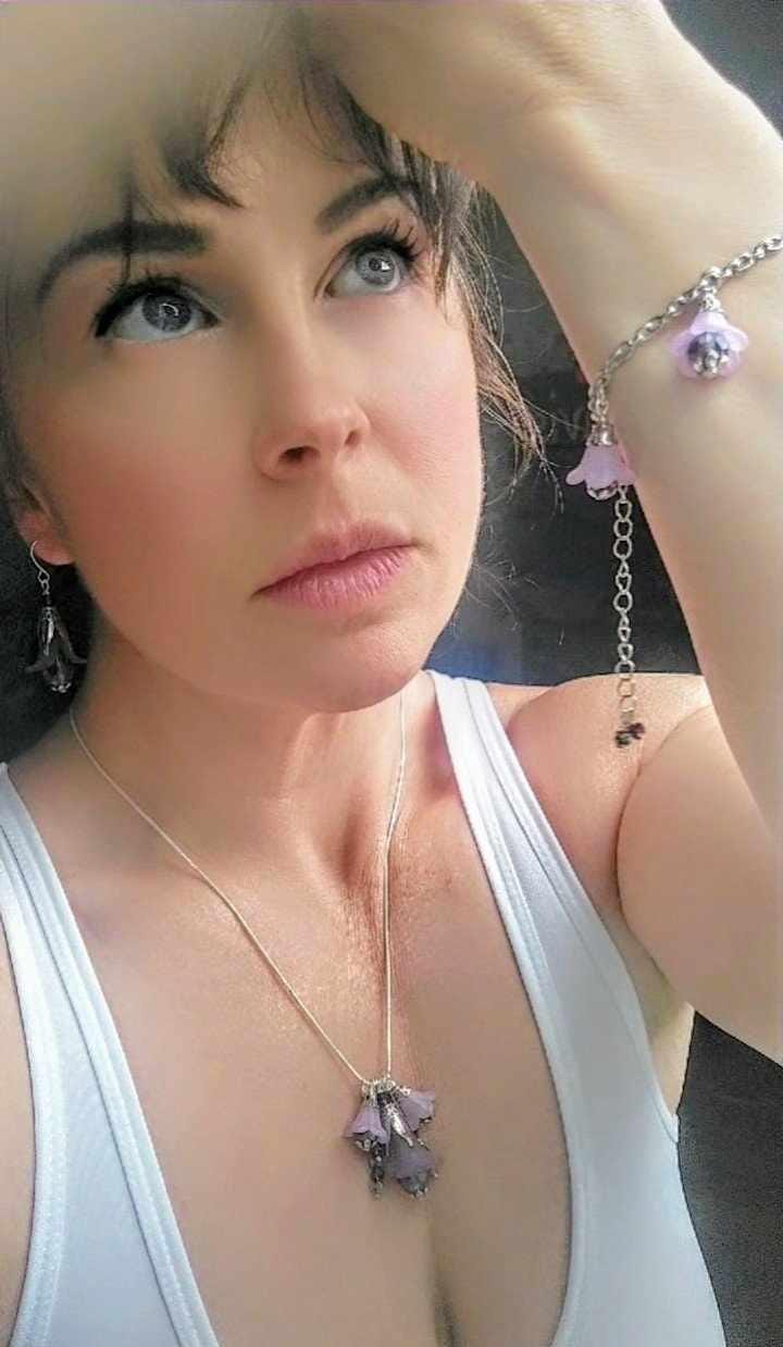 Purple Flower Necklace, Silver Chain Pendant, Bridal Statement Necklace, Elegant Handmade Beaded Choker