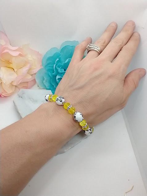 Handmade Black Flower Bracelet: Yellow Glass Beaded Floral Jewelry