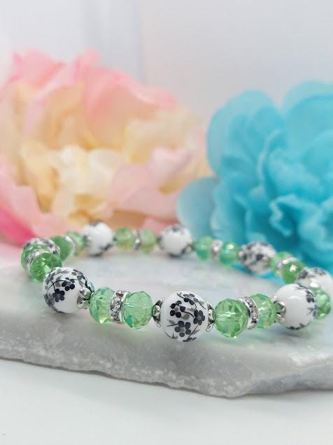 Black Flower Bracelet: Green Glass Beaded Floral Jewelry