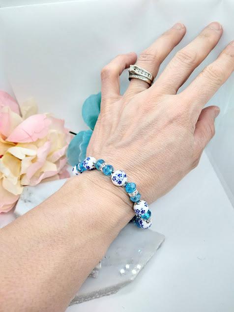 Blue Porcelain Flower Bracelet: Beaded Floral Jewelry