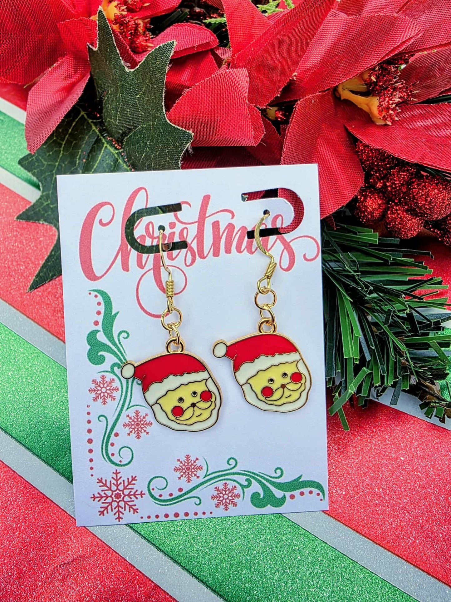 Santa Face Christmas Earrings – Cute Holiday Dangle Jewelry for Women | Festive Gold Santa Charm Earrings | Stocking Stuffer Gift