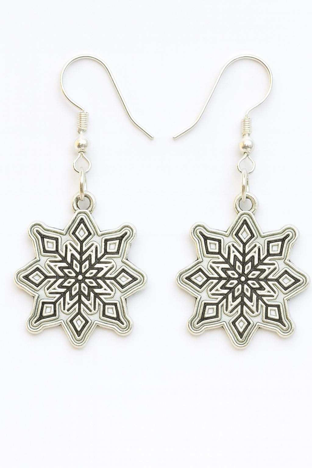 Silver Snowflake Earrings Winter Jewelry | Christmas Gift for Her | Holiday Party Earrings | Seasonal Dangle Earrings | Winter Accessory