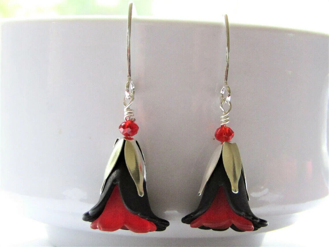 Acrylic Flower Dangle Earrings 