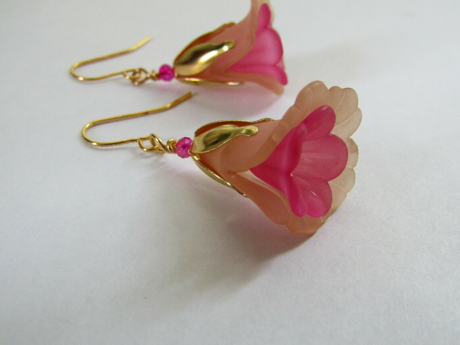 Flower Earrings Beige/Pink Tulip Cala Lily Gold Dangle Earrings Usa Handmade2 - Bad Apple Designs Jewelry