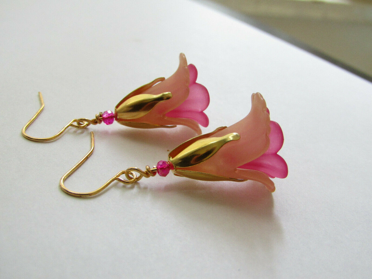 Flower Earrings Beige/Pink Tulip Cala Lily Gold Dangle Earrings Usa Handmade2 - Bad Apple Designs Jewelry