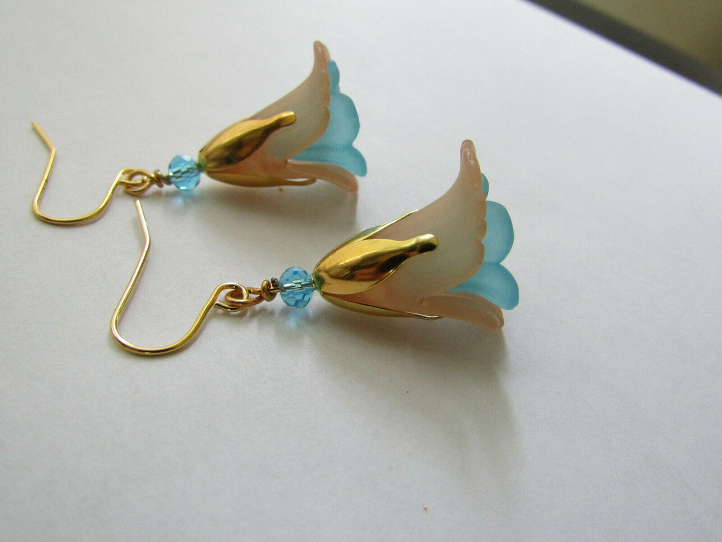 Flower Earrings Beige/Blue Tulip Cala Lily Gold Dangle Earrings Usa Handmade2 - Bad Apple Designs Jewelry