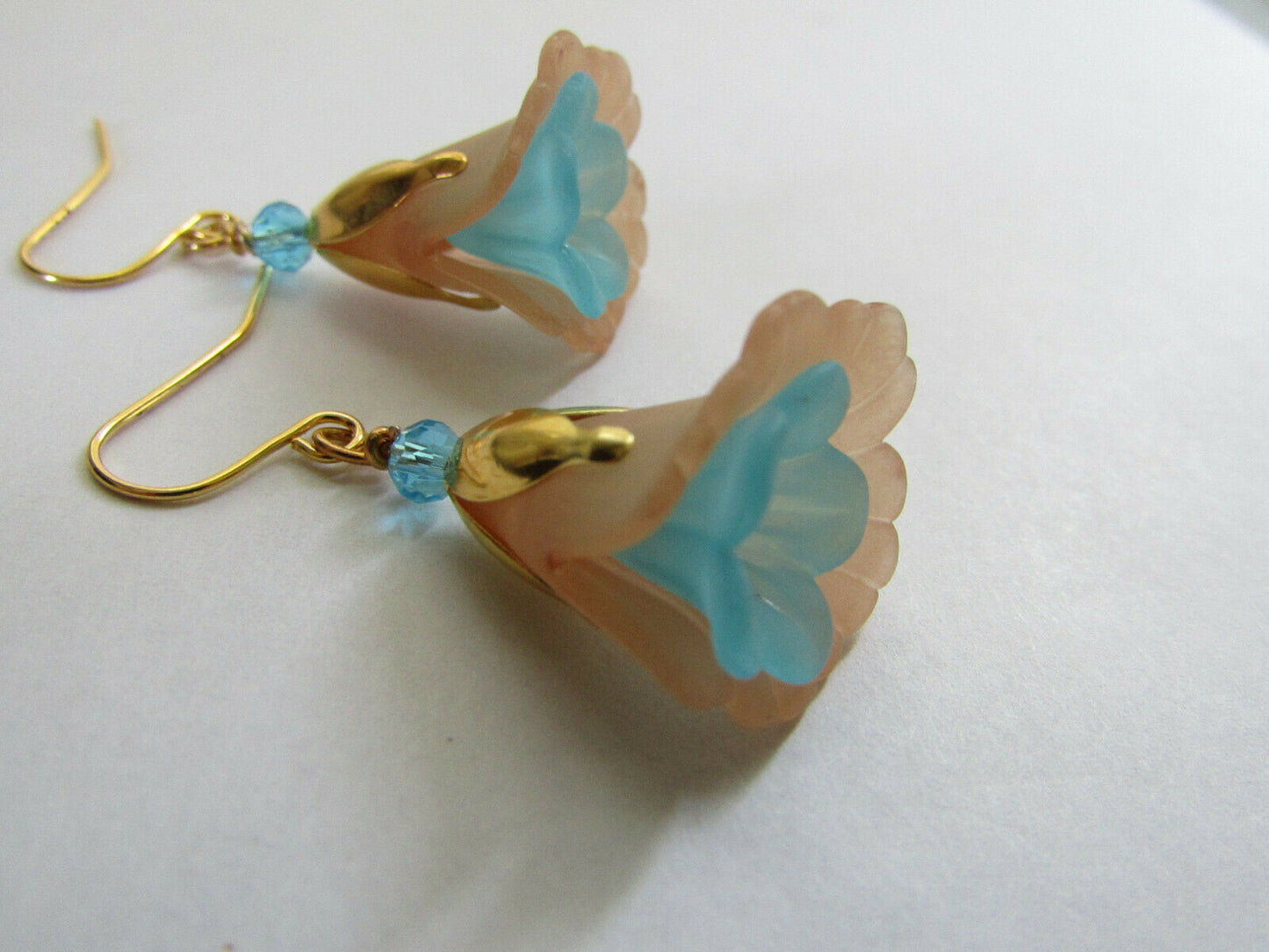 Flower Earrings Beige/Blue Tulip Cala Lily Gold Dangle Earrings Usa Handmade2 - Bad Apple Designs Jewelry