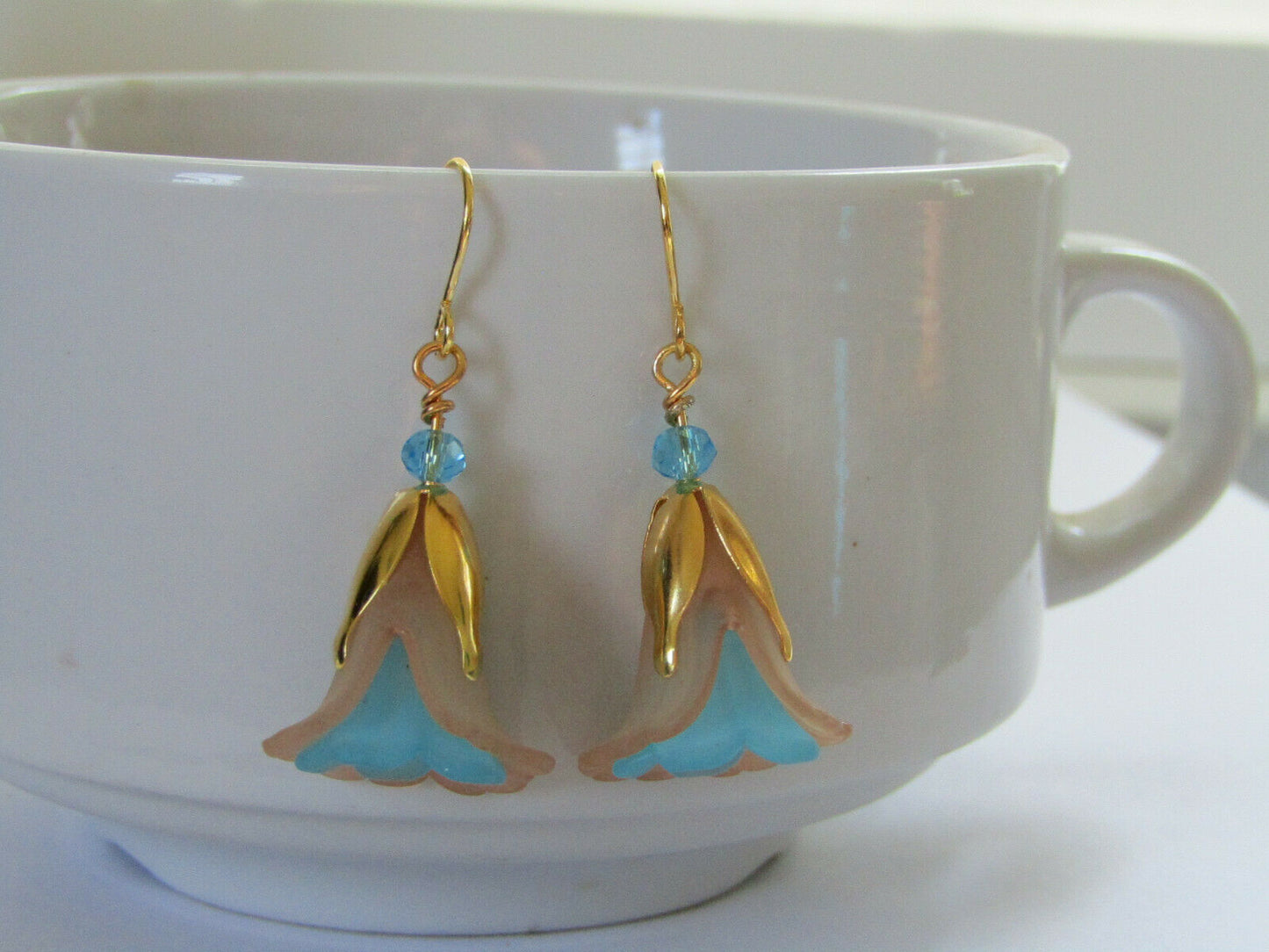 Flower Earrings Beige/Blue Tulip Cala Lily Gold Dangle Earrings Usa Handmade2 - Bad Apple Designs Jewelry