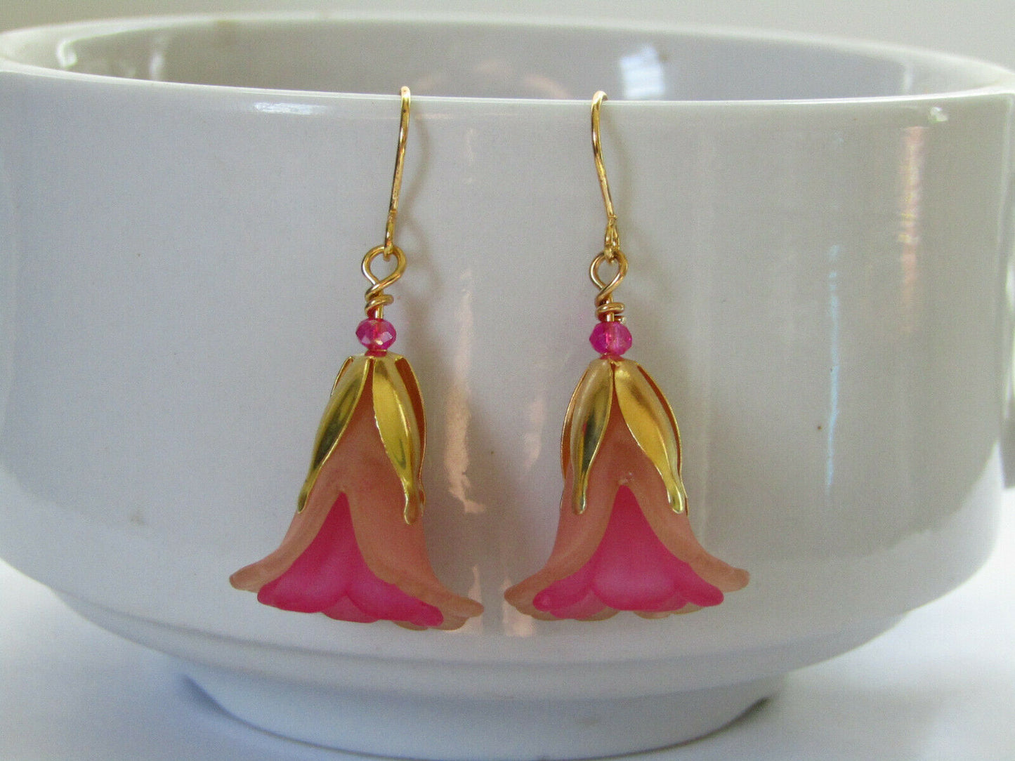 Flower Earrings Beige/Pink Tulip Cala Lily Gold Dangle Earrings Usa Handmade2 - Bad Apple Designs Jewelry