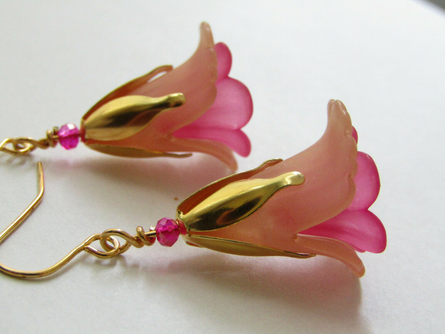 Flower Earrings Beige/Pink Tulip Cala Lily Gold Dangle Earrings Usa Handmade2 - Bad Apple Designs Jewelry